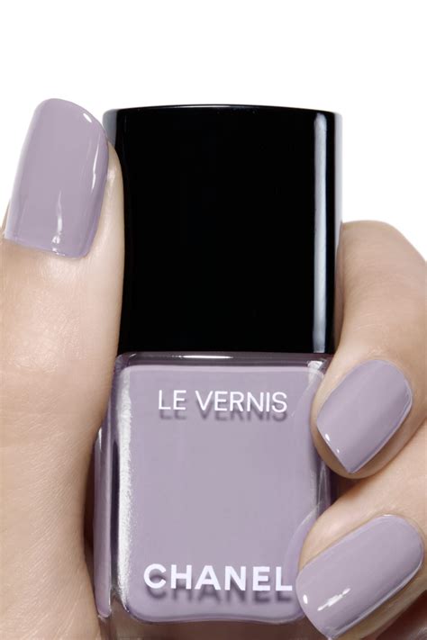 chanel le vernis purple ray colour|Chanel le vernis nail color.